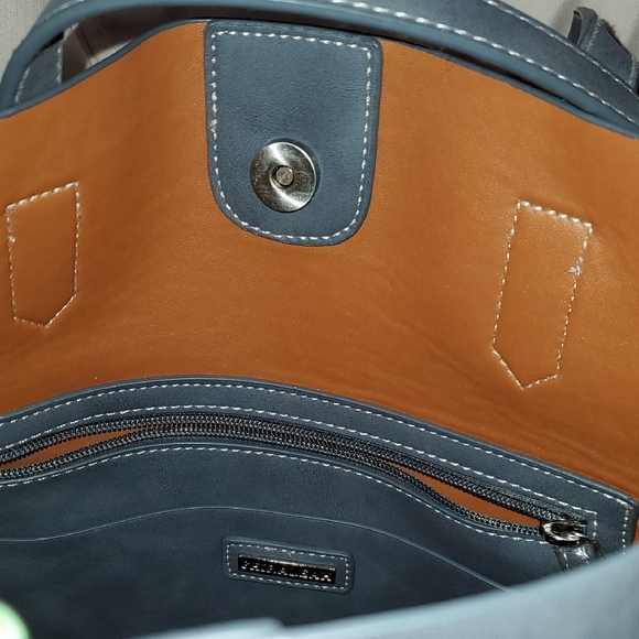 Shiraleah Gray Leather-Look Tote Shoulder Bag with Tan Interior - Picture 3 of 3